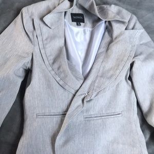 Grey blazer